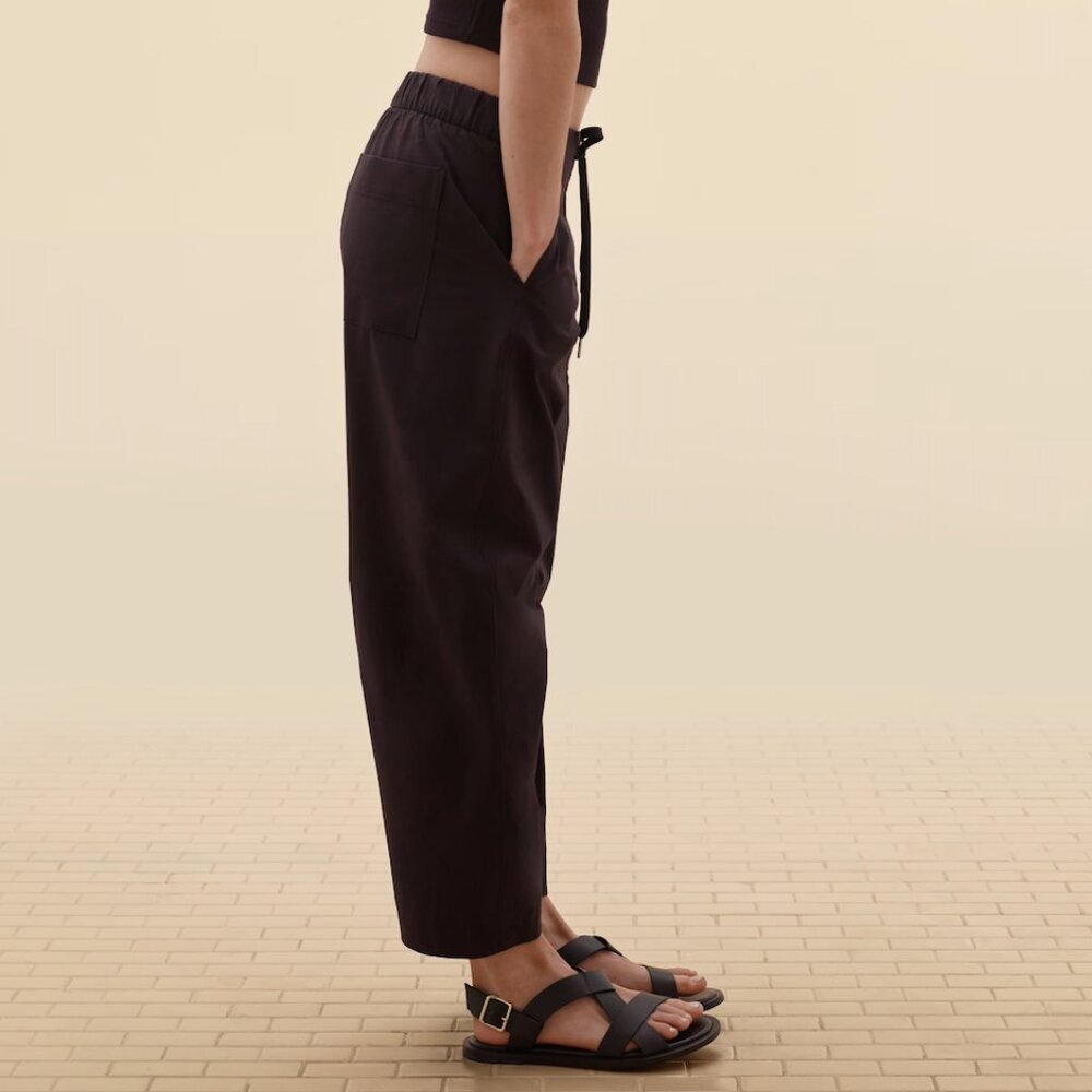 Everlane The Anywhere Barrel Pant Black Sz M $118 NWT